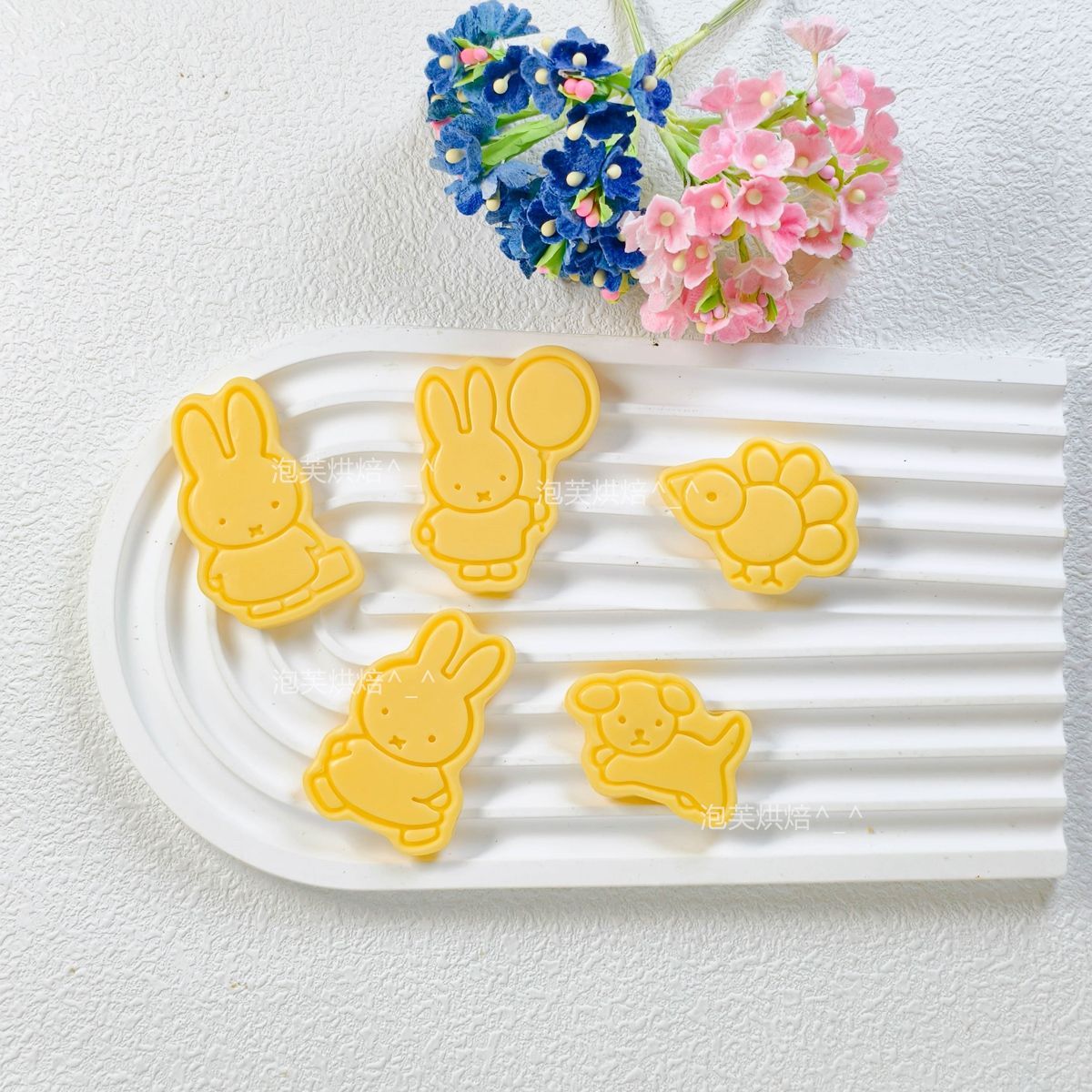 Cute 3D Press Cookie Mold with - Kitchen Appliances Baking recension och pris