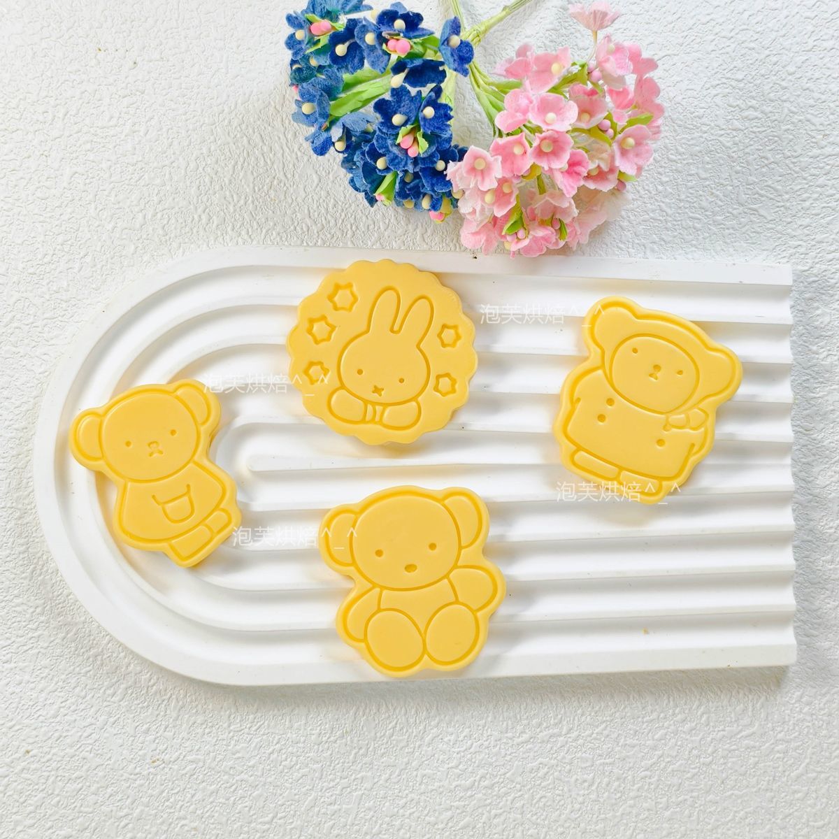 Cute 3D Press Cookie Mold with - Kitchen Appliances Baking recension och pris